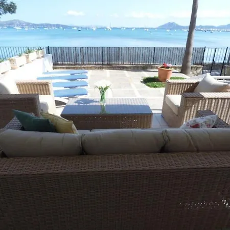 Catalina 2b Seafront Apartment